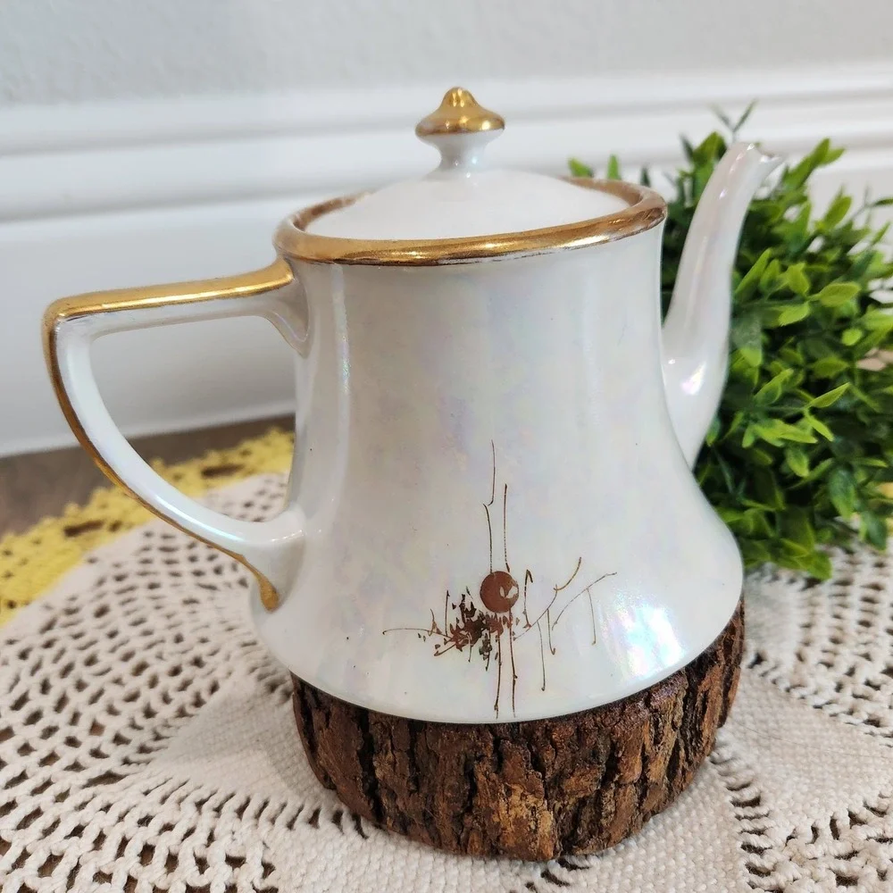 Limoges beautiful teapot